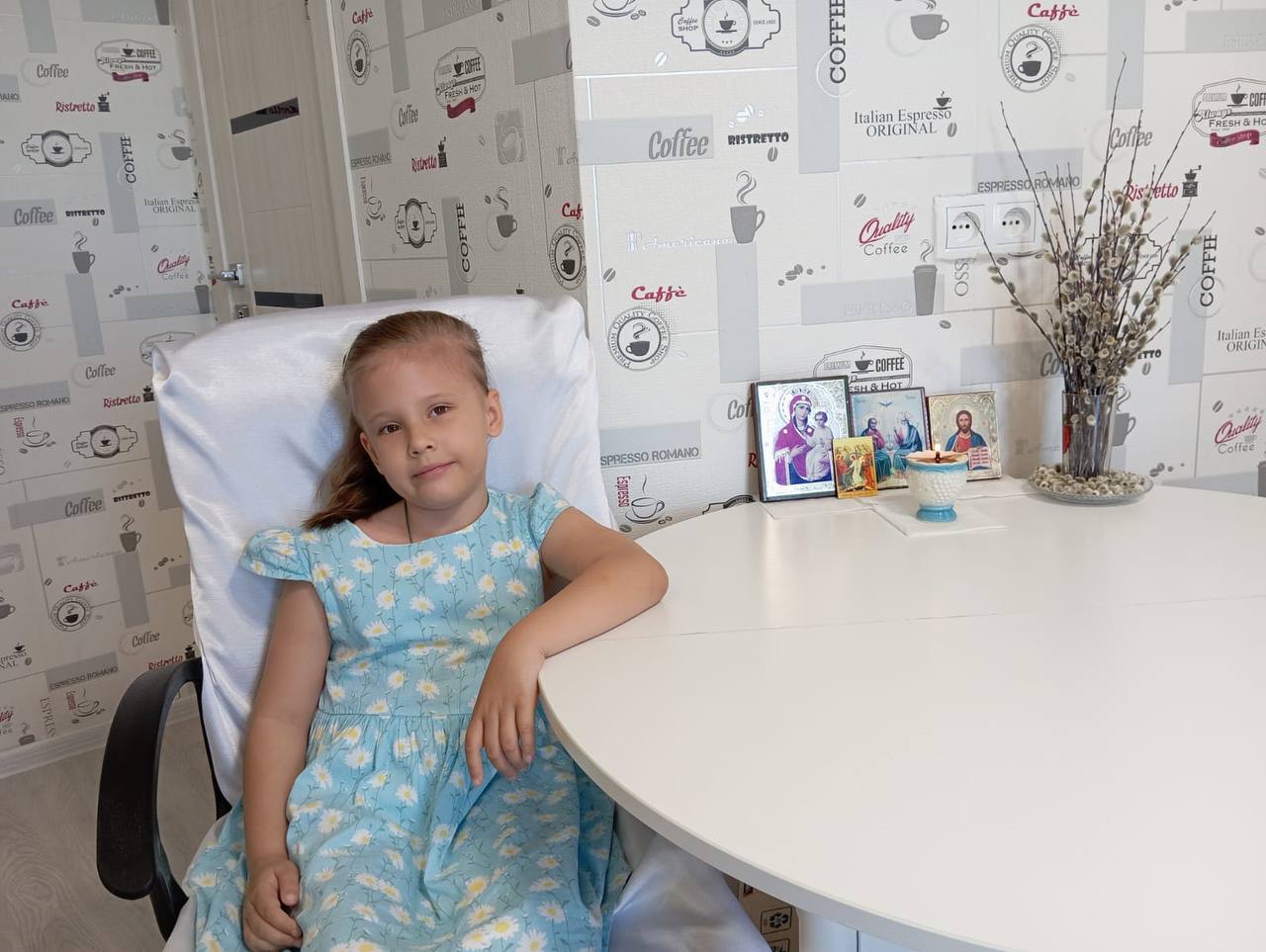 Пусть у Маши появится активная коляска вместо обычной детской!